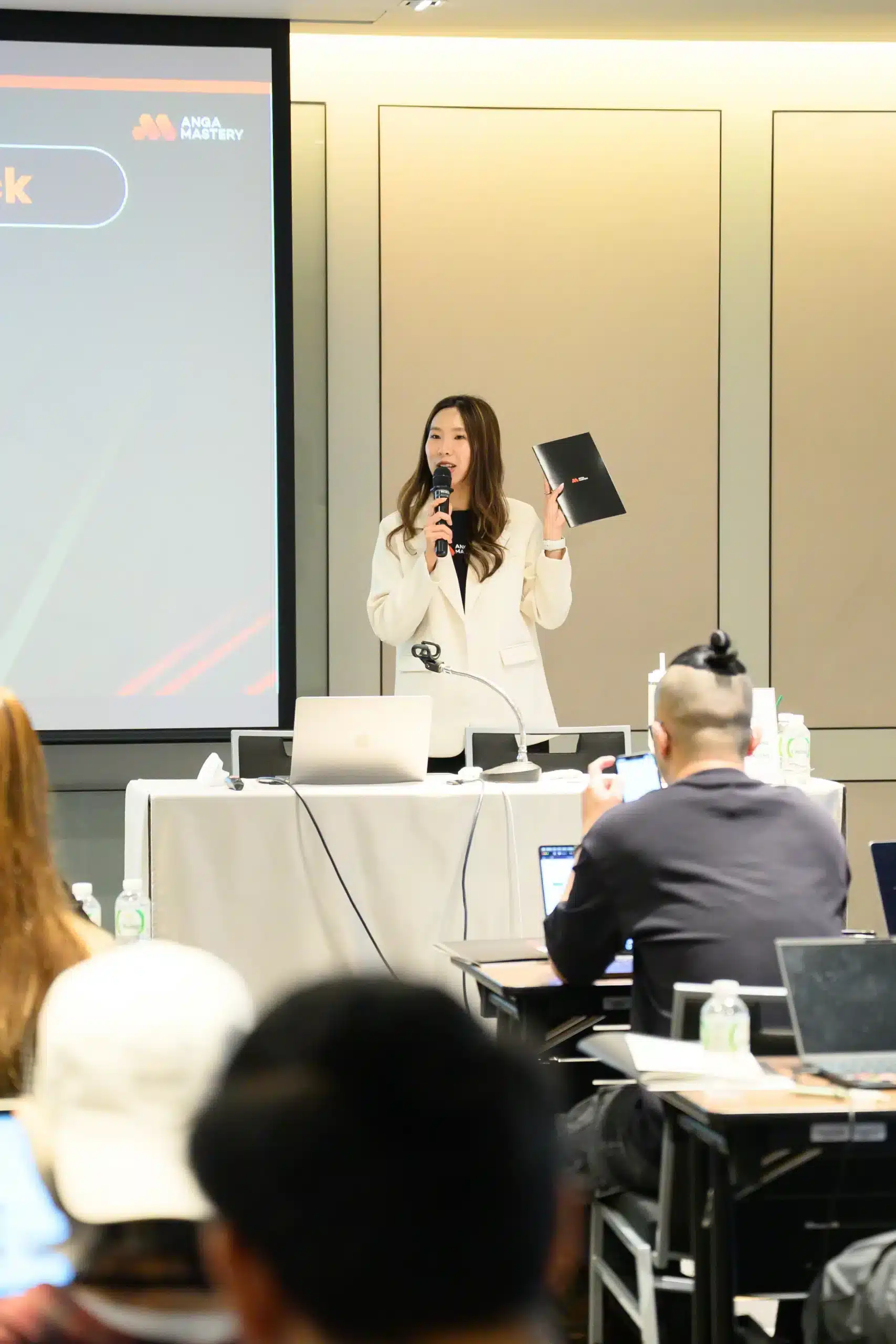 บรรยากาศคอร์สสอน ANGA MASTERY